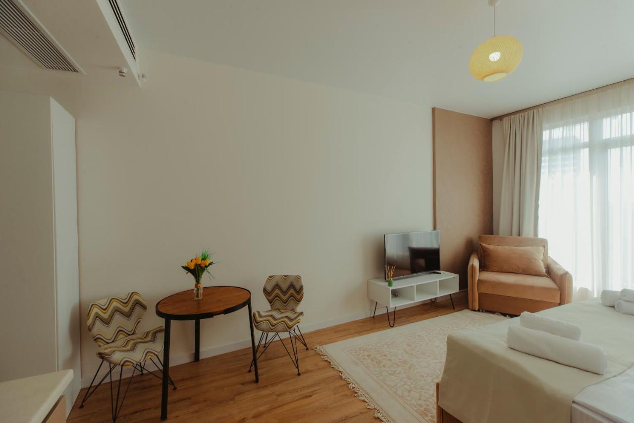 White Sails Residential Hotel Batumi Exterior foto