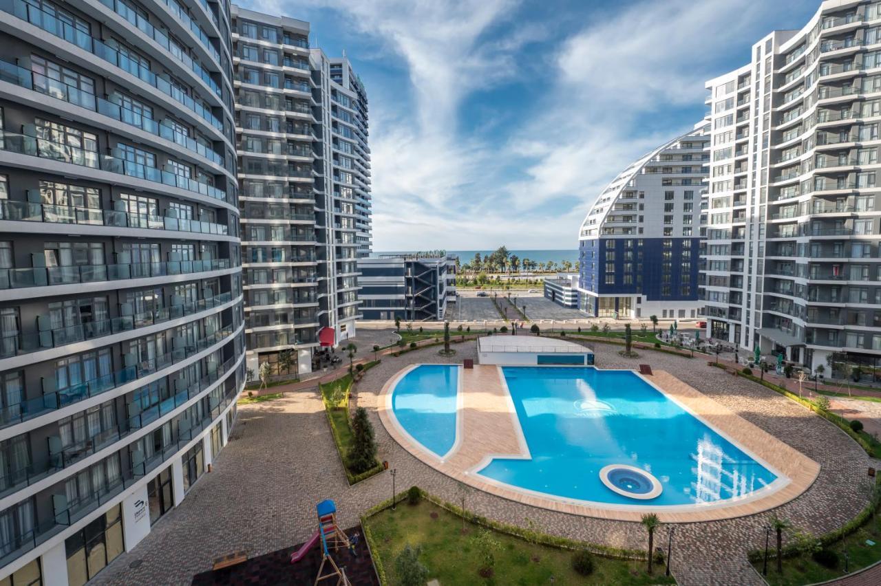 White Sails Residential Hotel Batumi Exterior foto