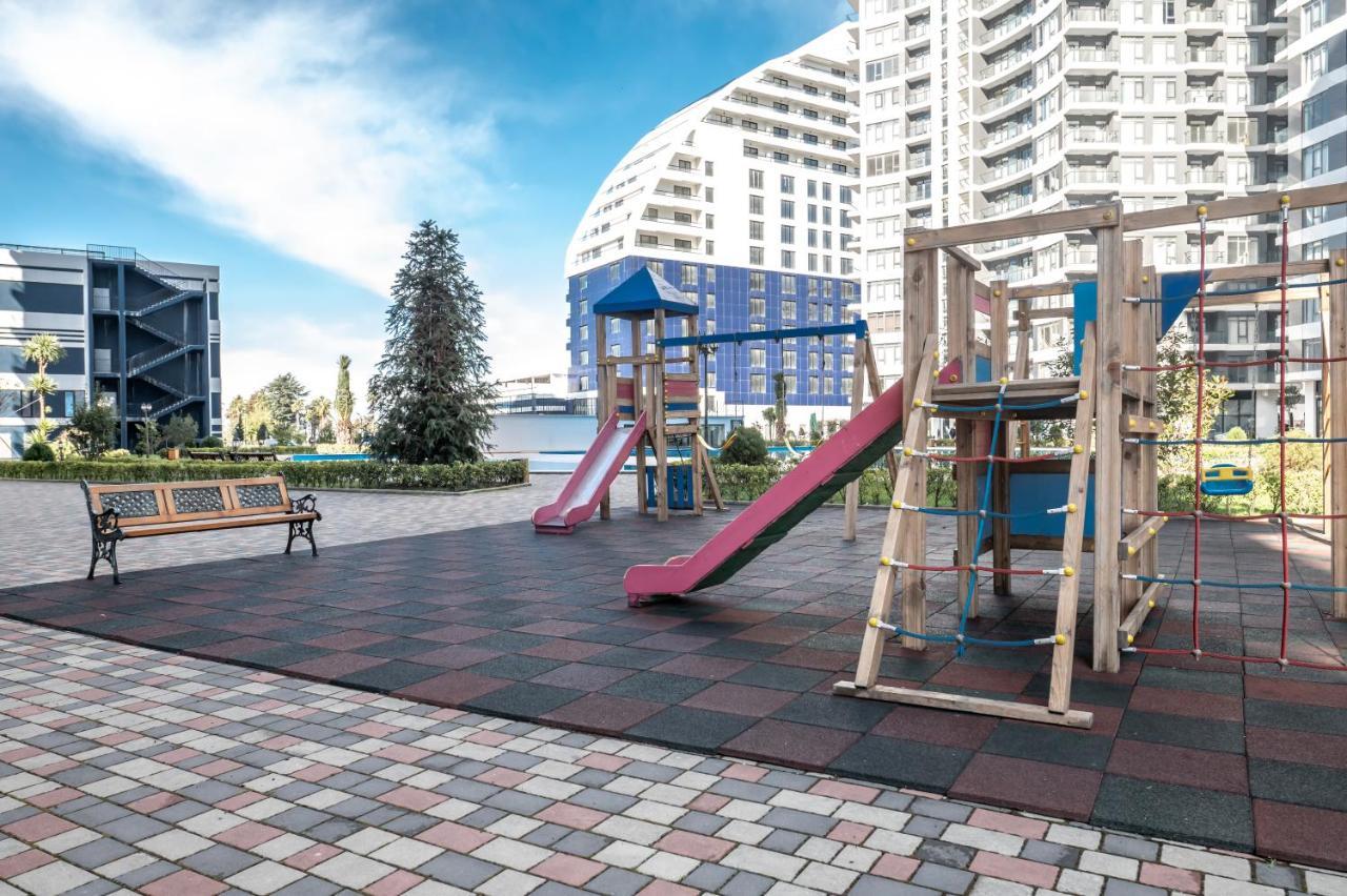 White Sails Residential Hotel Batumi Exterior foto
